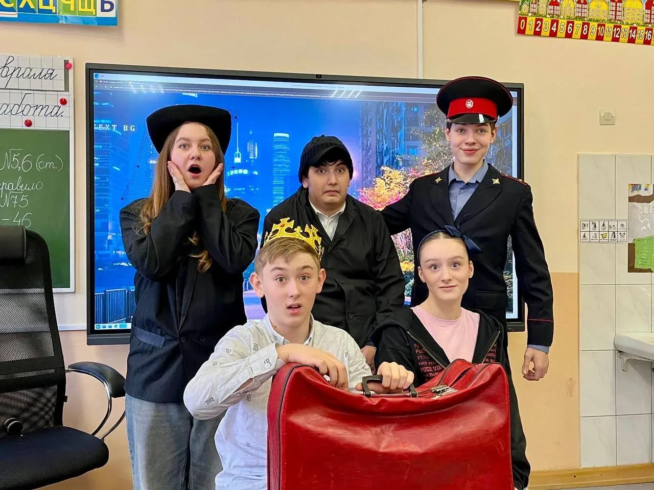 День общественных организаций ✨  🎉 19 мая отмечается День общественных организаций. А это значит, чт