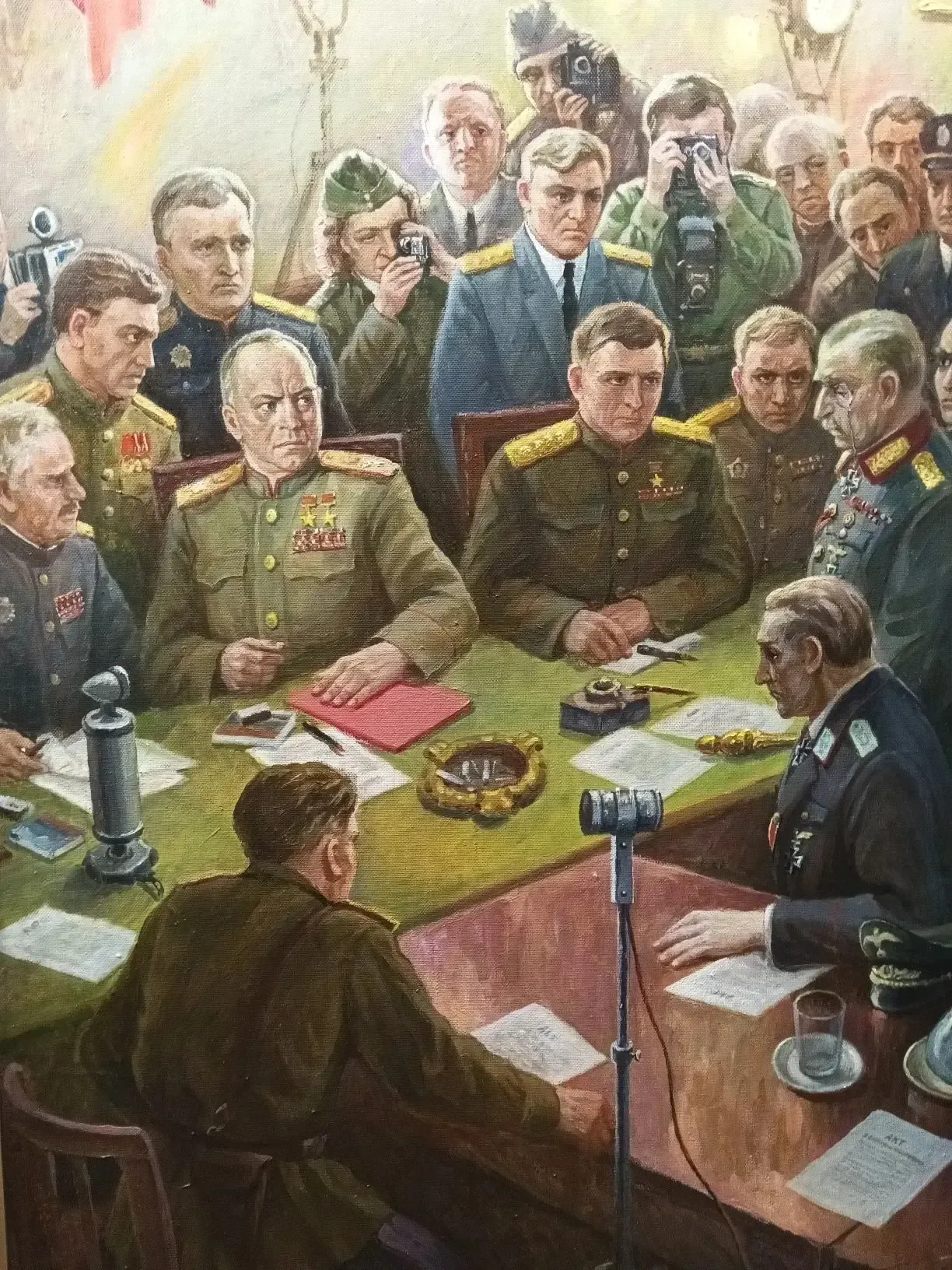 5 мая, 5 «И» класс отправился на необычную экскурсию — в Сибирскую мемориальную картинную галерею. Э