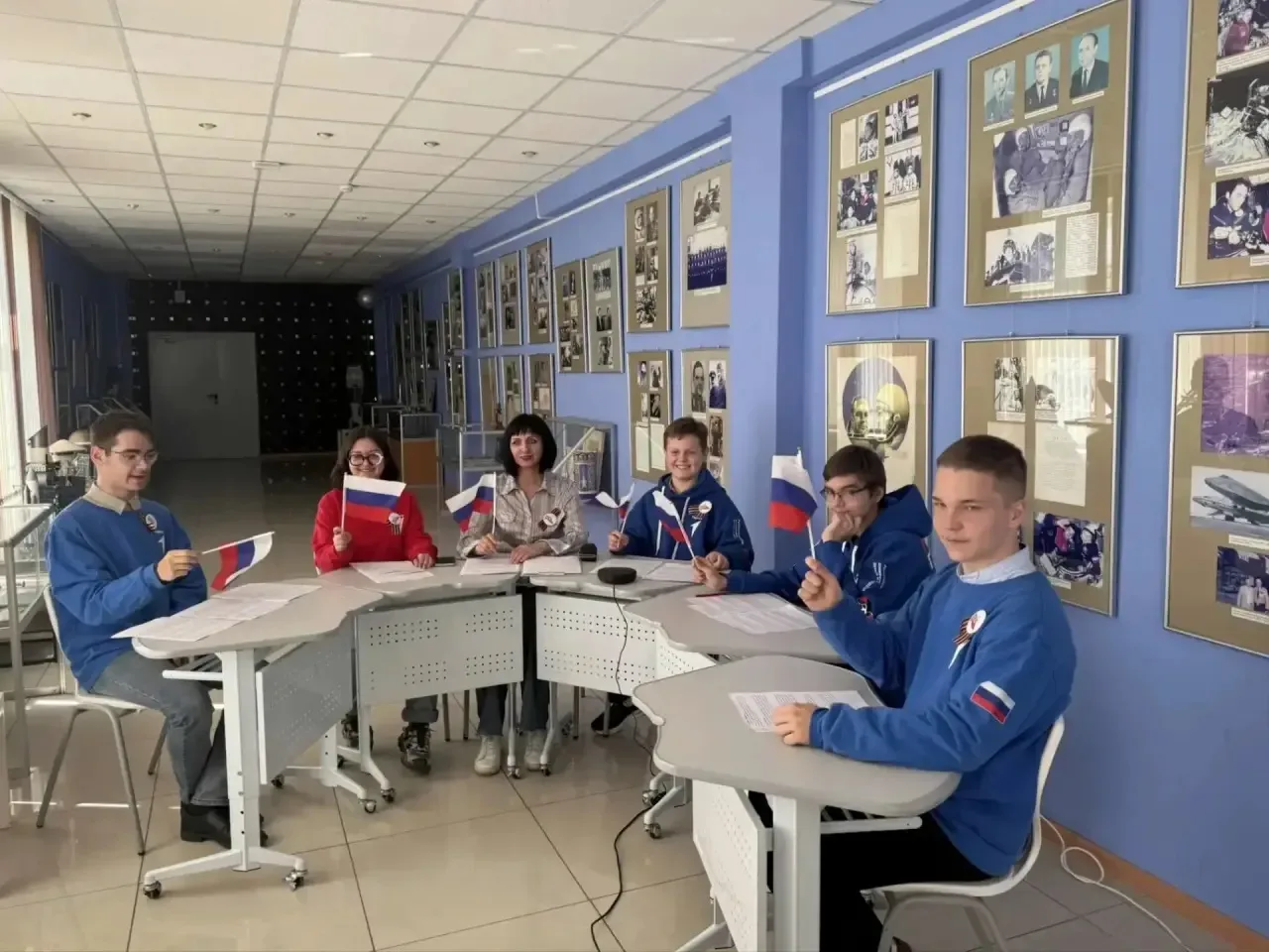 Телемост «Мы – народы Великой России. В каждом сердце она одна!»   🇷🇺 Команда нашей школы приняла уч