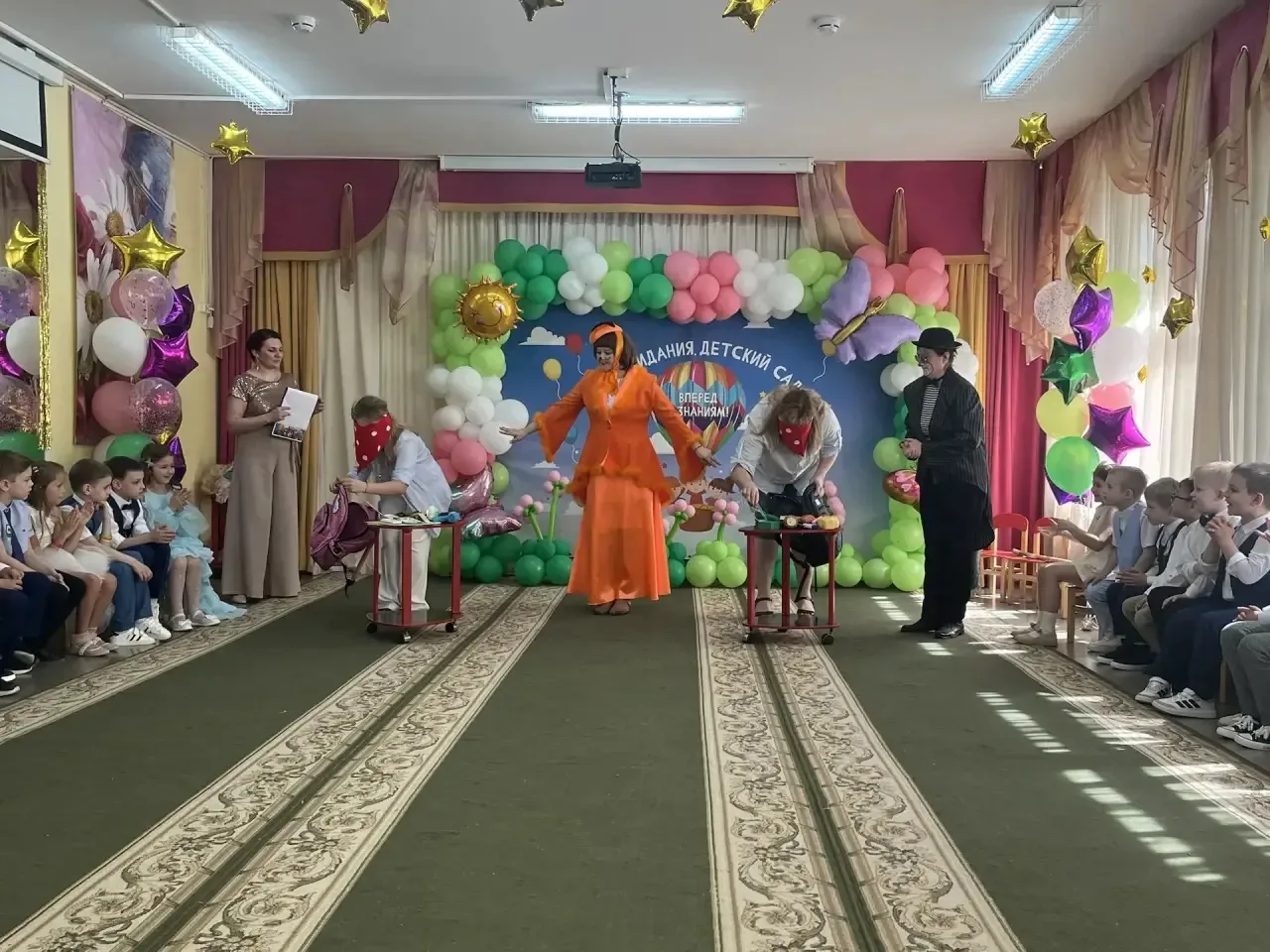 Первый выпускной🥳  В дошкольных отделениях прошли выпускные! Совсем недавно ребята впервые неуверенн