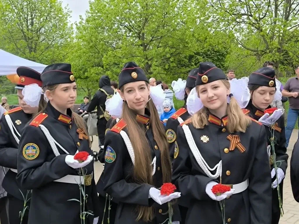 🎖 Живой голос Победы  🙌🏻Наш 7-й кадетский класс принял участие в значимой окружной мемориально-патро