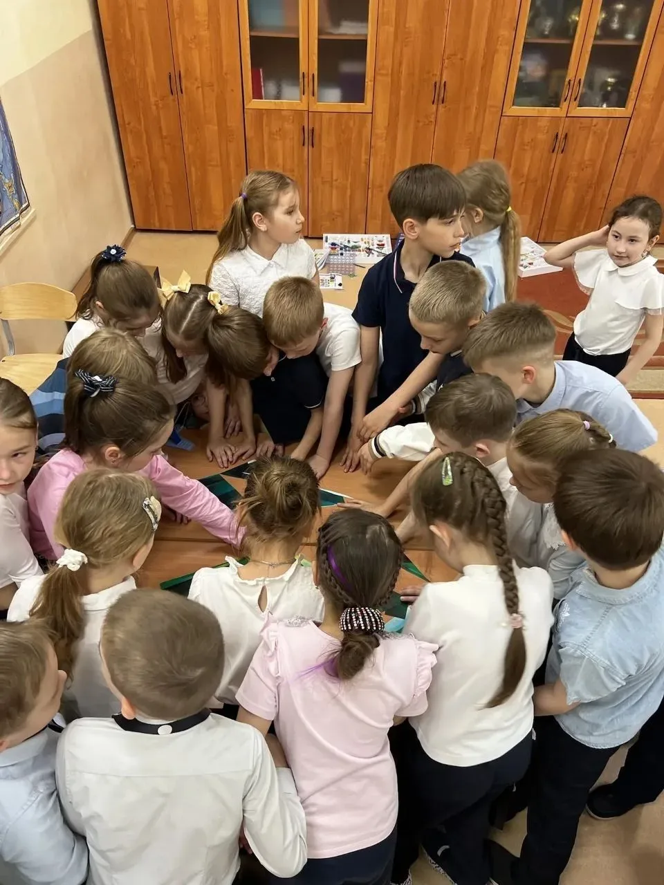 Мы в город Изумрудный идëм дорогой... интересной!   👧👦  После того, как на уроках внеклассного чтени