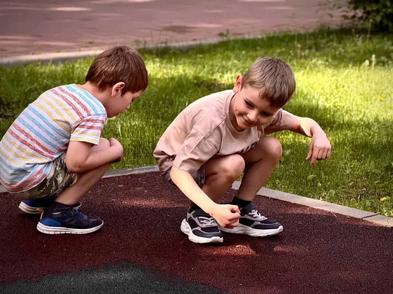 ☀️🏃‍♀️🏃‍♂️ Пока кто-то только просыпается, в нашем «Изумрудном городе» уже кипит спортивная жизнь  💚
