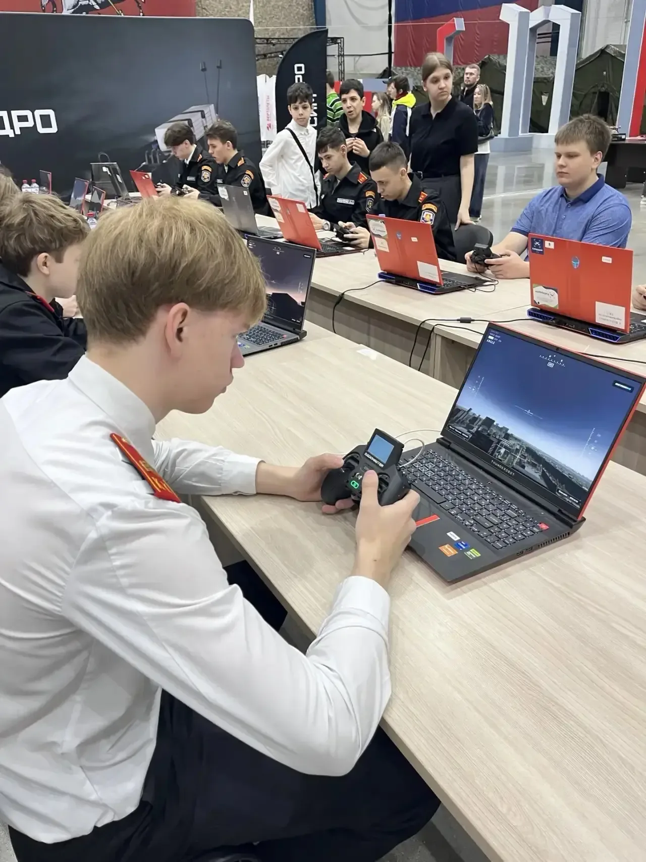 🇷🇺 В индустриальном парке «Руднево» прошел фестиваль «Наследники Победы», приуроченный к 81-летию По