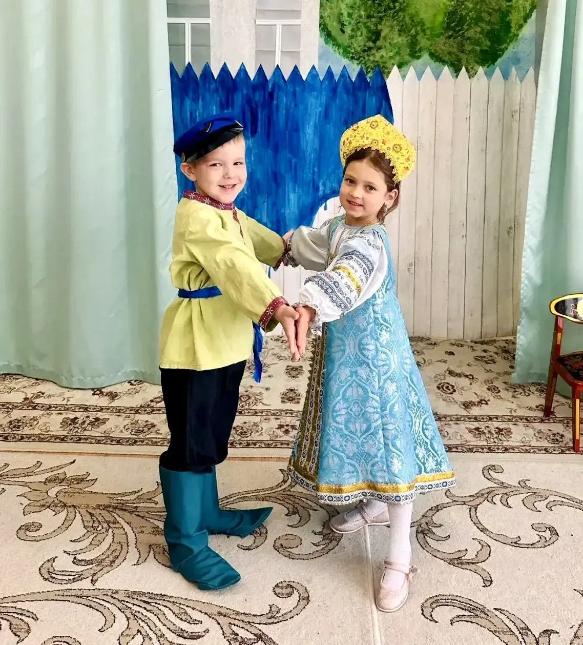 ТАНЦУЮТ ВСЕ! 💃Сегодня наши дошколята отметили Международный день танца.  🕺В дошкольных корпусах прош