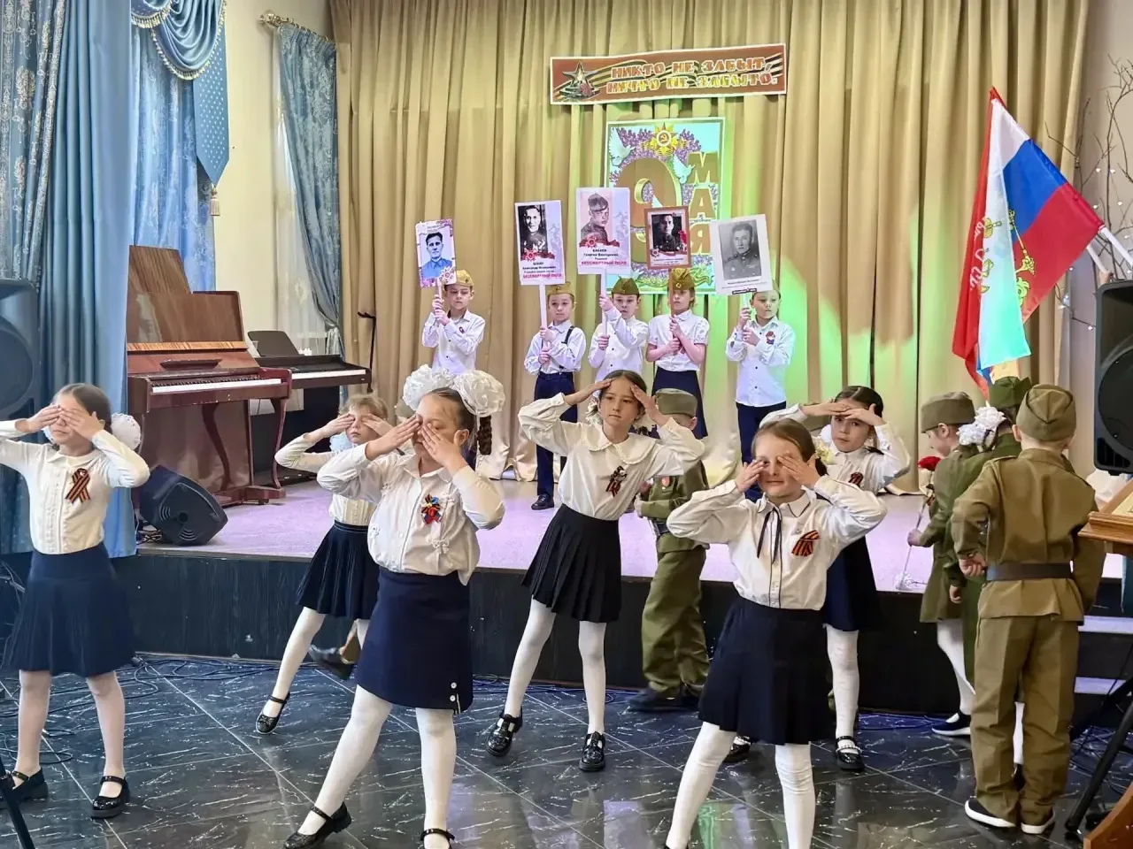 Учащиеся 1А, 3Б и 4В классов приняли участие в праздничном концерте Духовно-просветительского центра