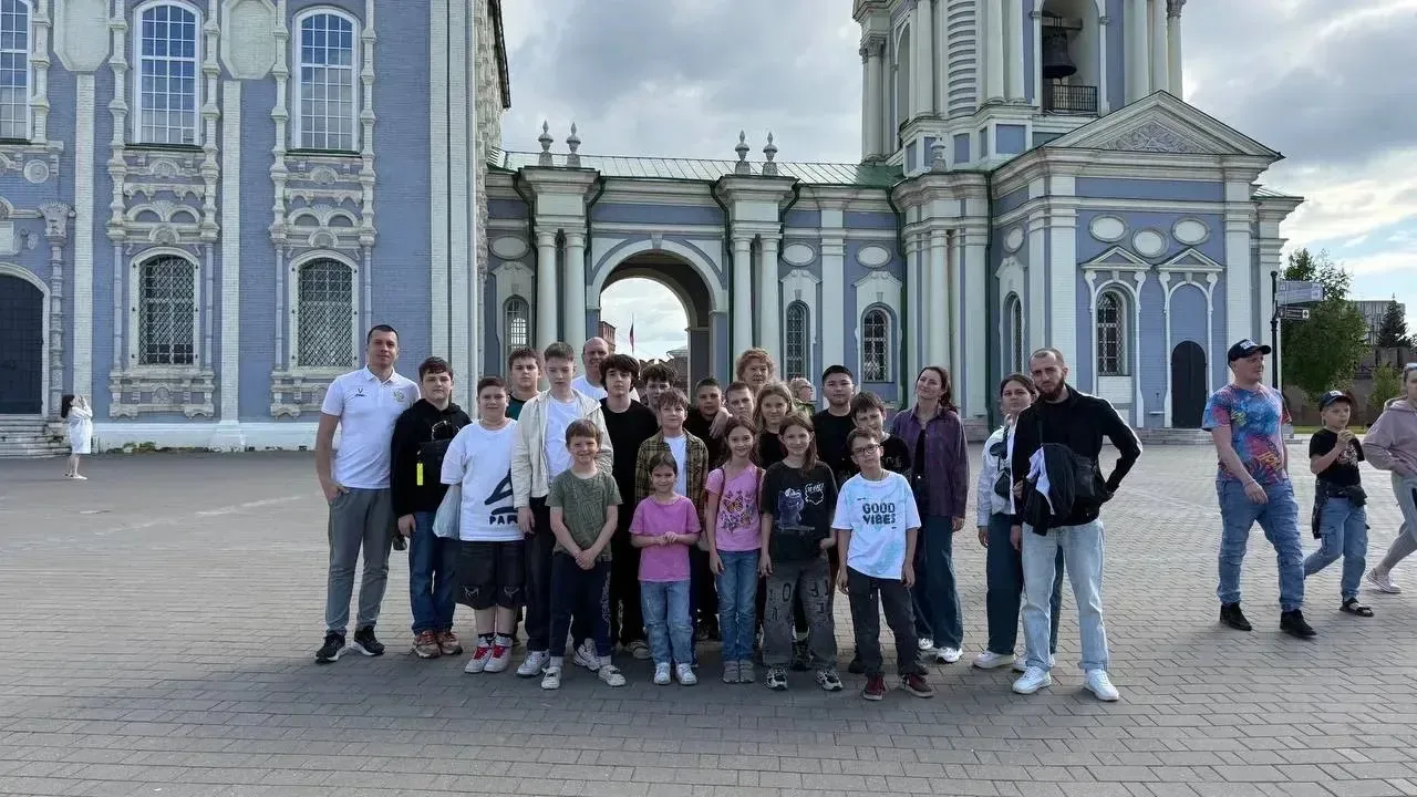 Вчера ребята из секции «Родина» подразделения «Спортик» получили настоящий футбольный бонус за выход