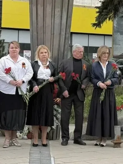 В преддверии Дня Победы у памятника Герою Советского Союза Николаю Гастелло прошла вахта памяти  В т