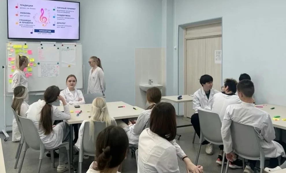 Отмечаем Международный день семьи!  ✨️ Семья — это самое главное в жизни каждого из нас. Именно здес