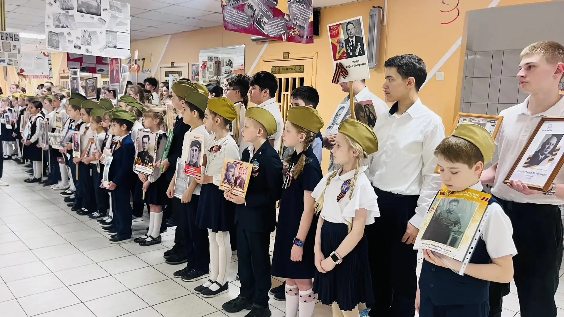 💫В преддверии празднования дня Великой Победы все ученики нашей школы приняли участие в акции "Бессм