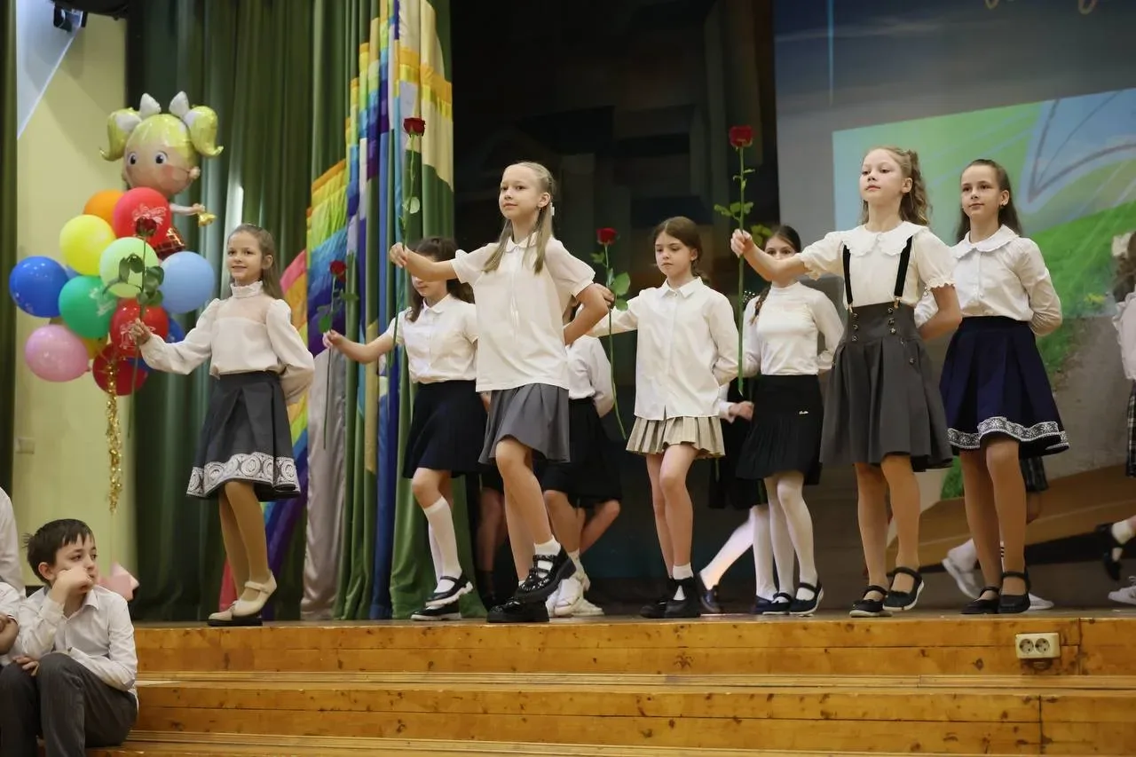🎓 Выпускной, который запомнится надолго  ✨ В нашей школе прошёл выпускной у четвёртых классов. Ребят