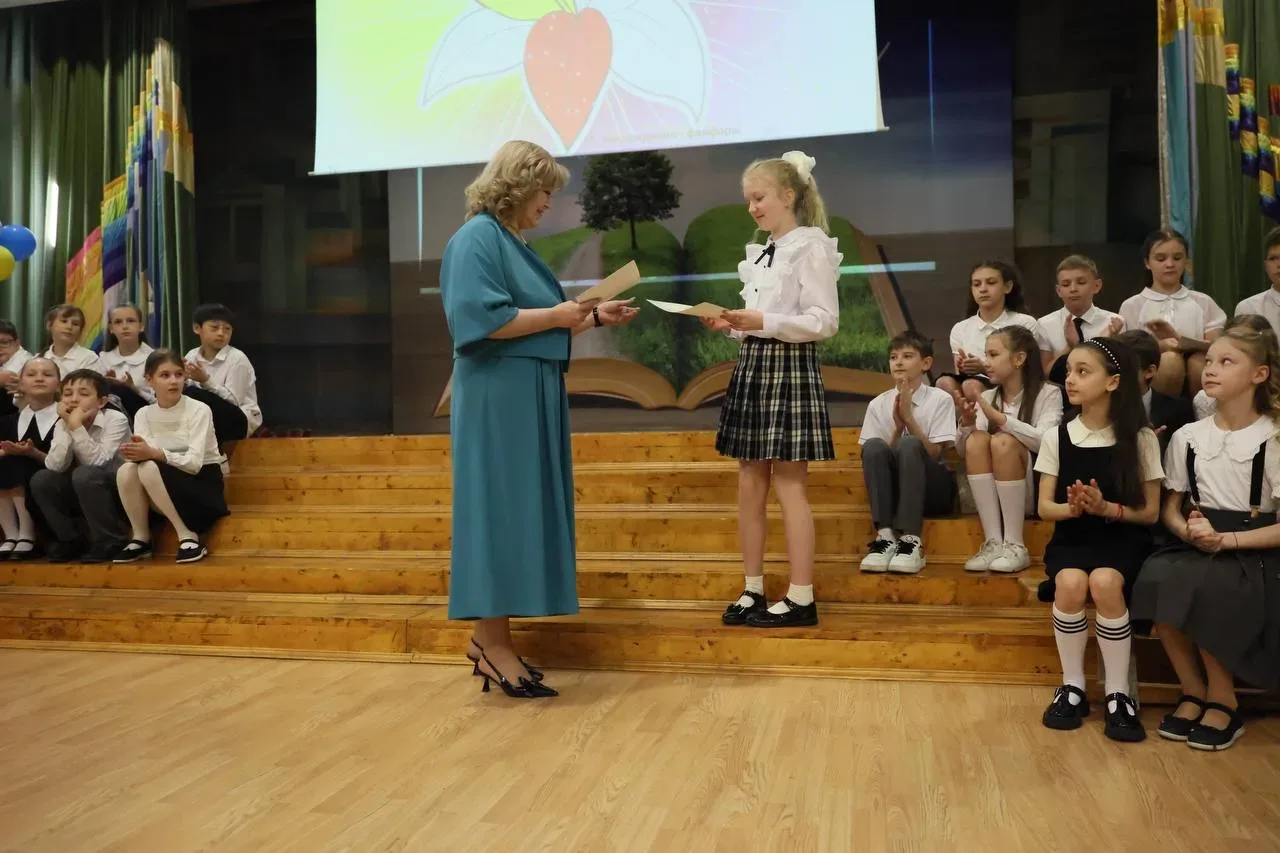 🎓 Выпускной, который запомнится надолго  ✨ В нашей школе прошёл выпускной у четвёртых классов. Ребят