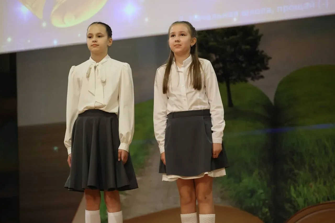 🎓 Выпускной, который запомнится надолго  ✨ В нашей школе прошёл выпускной у четвёртых классов. Ребят