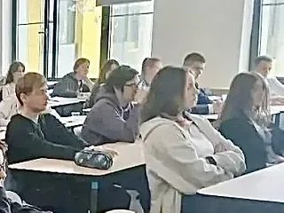 СВЯЗЬ ВРЕМЕН урок мудрости и памяти в стенах нашей школы  🤓 В современном мире, где информация летит
