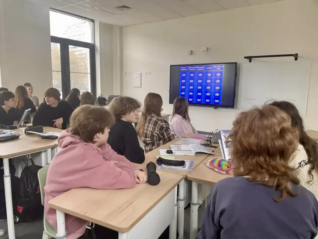 С НАУКОЙ НА «ТЫ»: как прошла предметная Неделя естественных наук в нашей школе  🤓 Перед майскими пра