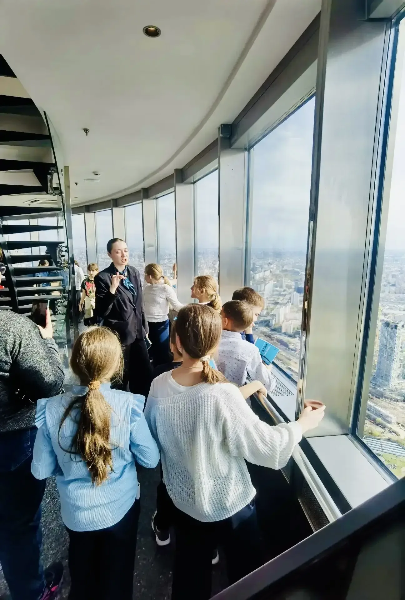 МОСКВА КАК НА ЛАДОНИ  🏙️ «Москва как на ладони» - это не просто красивая метафора, а захватывающая р