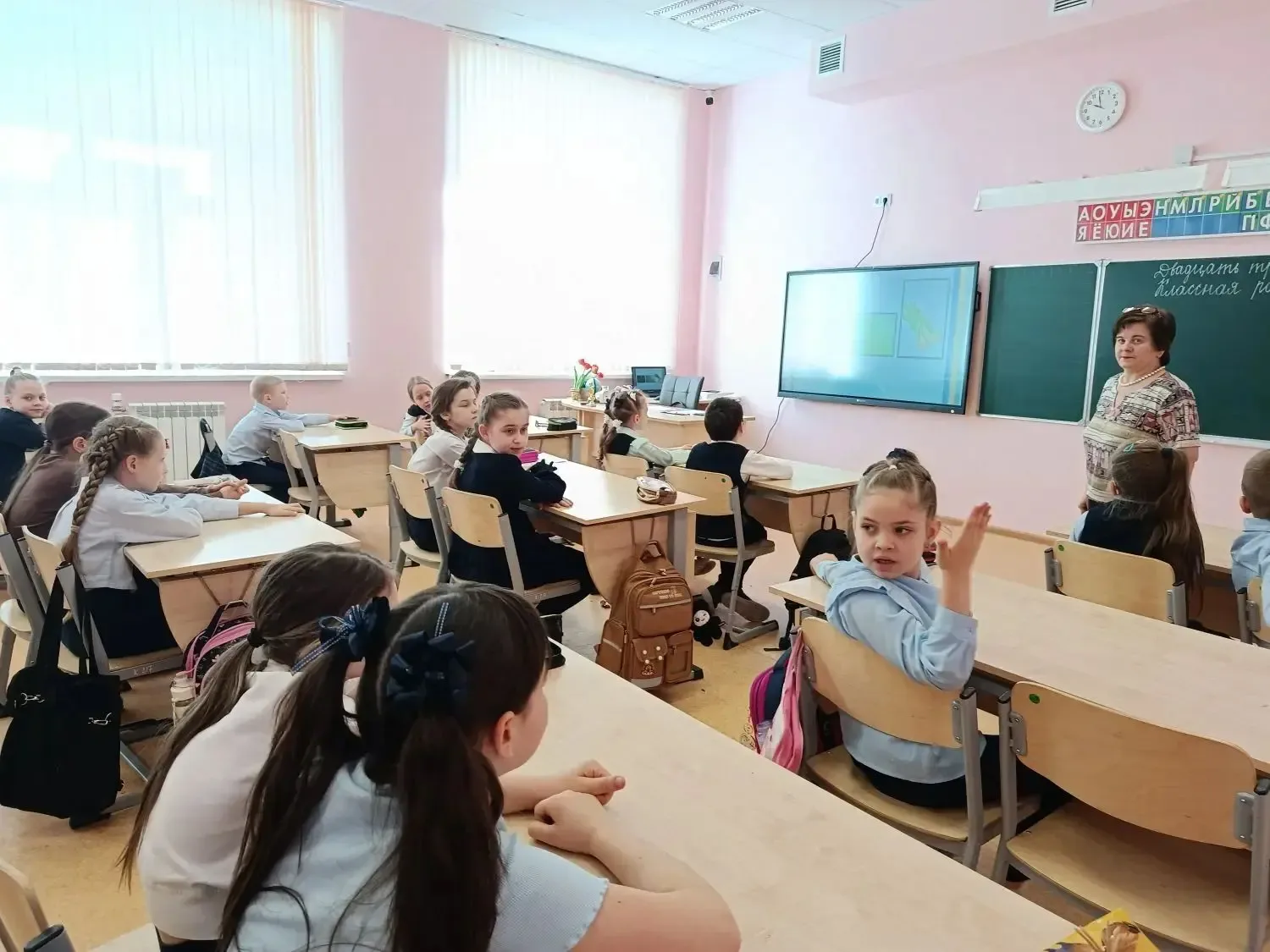 Быть здоровым-позитивно! Во 2 "В" классе в рамках Недели здоровья прошла увлекательная игра "Быть зд