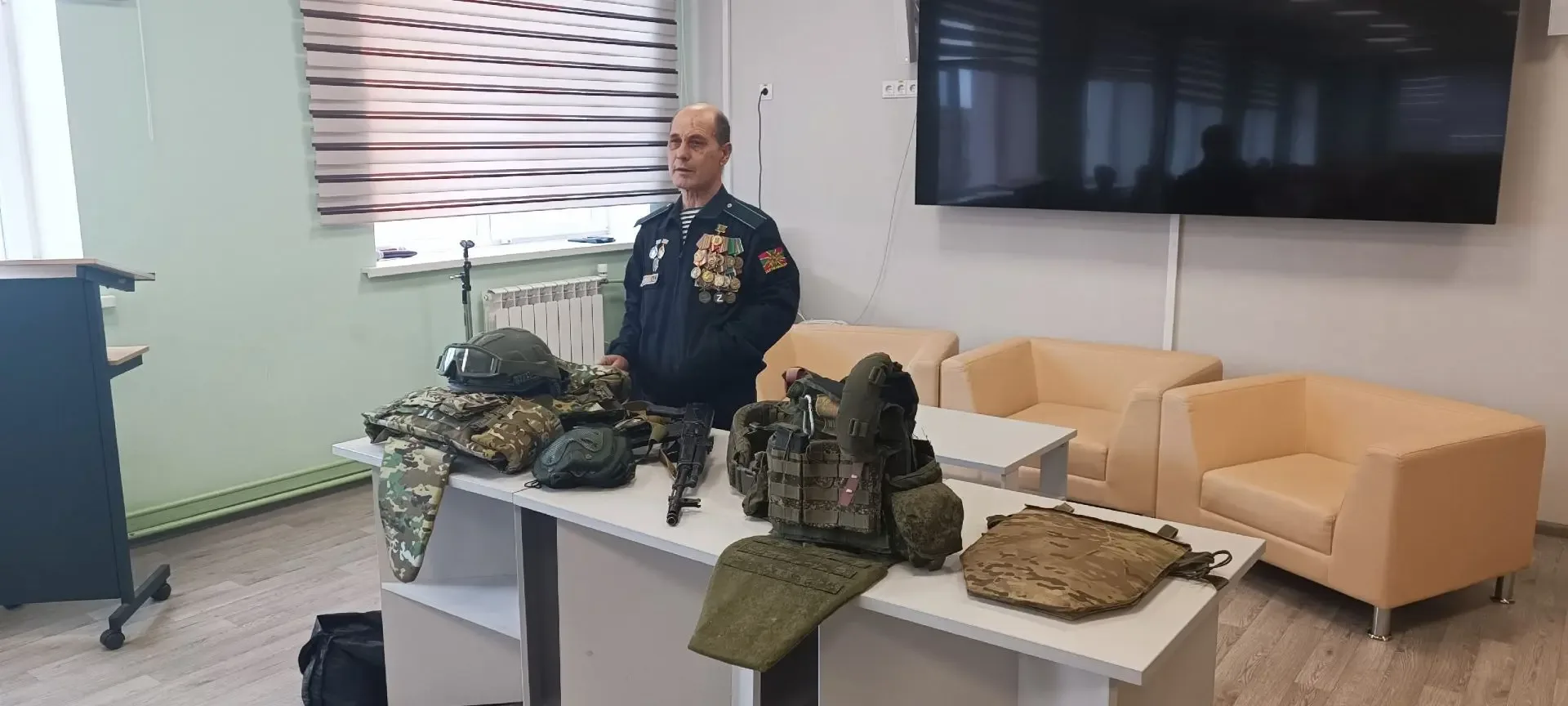 Накануне великого праздника – Дня Победы – в стенах нашей школы прошел трогательный и познавательный