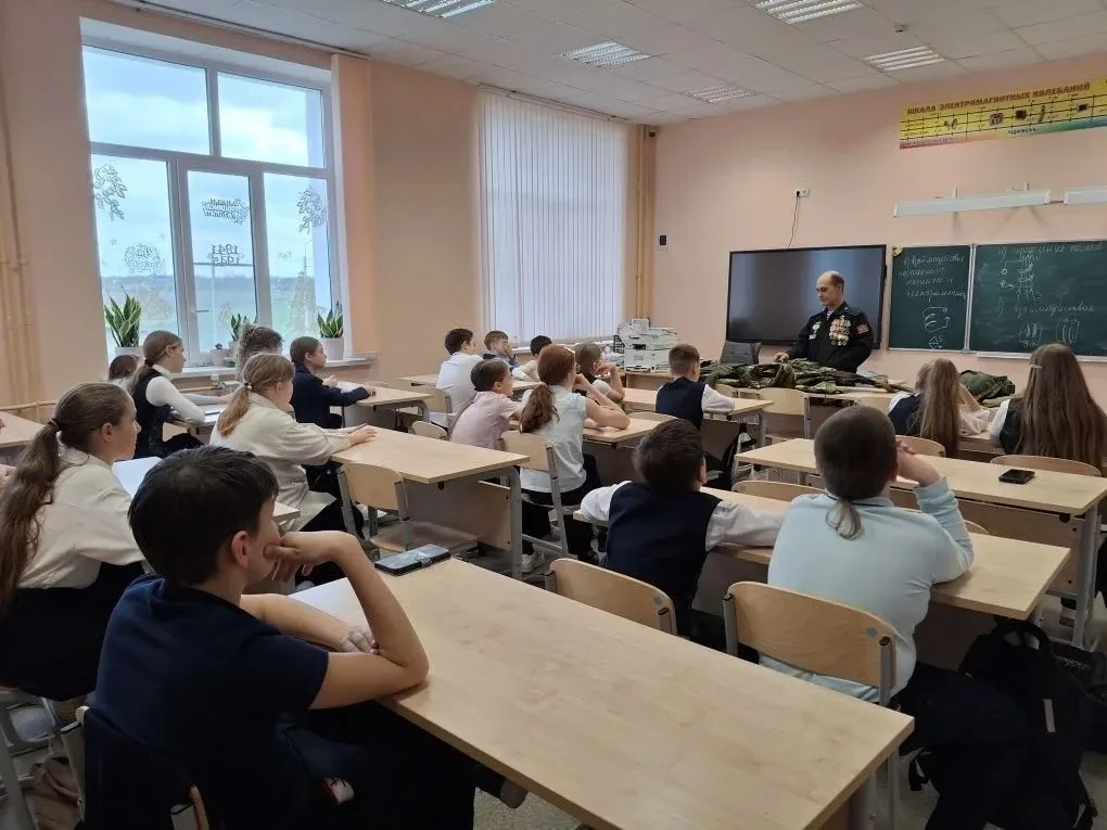 Накануне великого праздника – Дня Победы – в стенах нашей школы прошел трогательный и познавательный