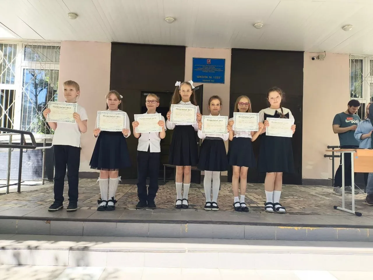 ✨Торжественное завершение учебного года!   🏆В нашей школе прошли яркие и трогательные линейки, посвя