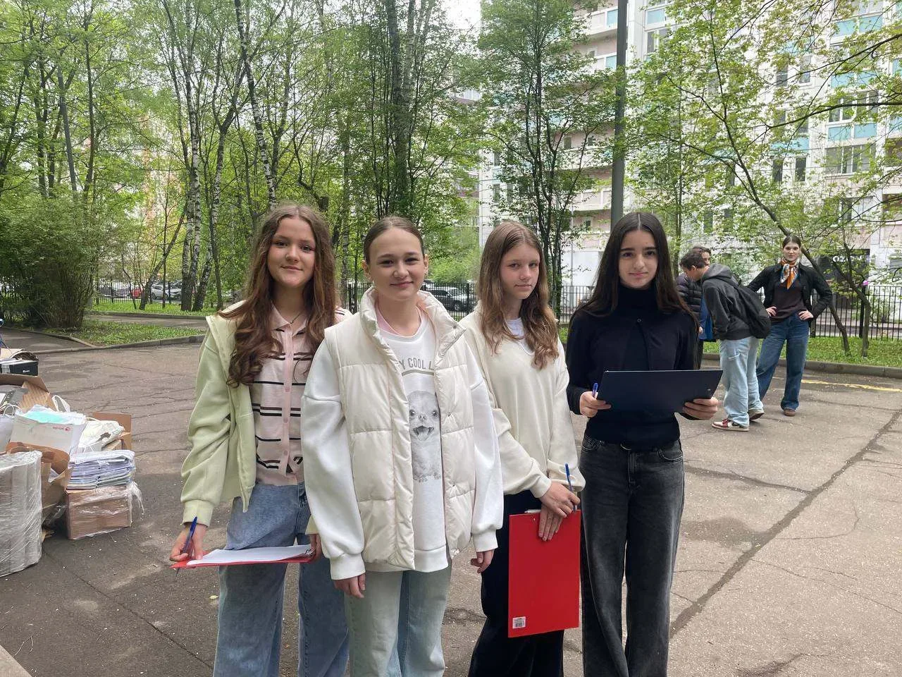 ✨Экологическая акция школы: «Бумажный бум» объединил всех!   ✅Во вторник у нас прошёл настоящий экол