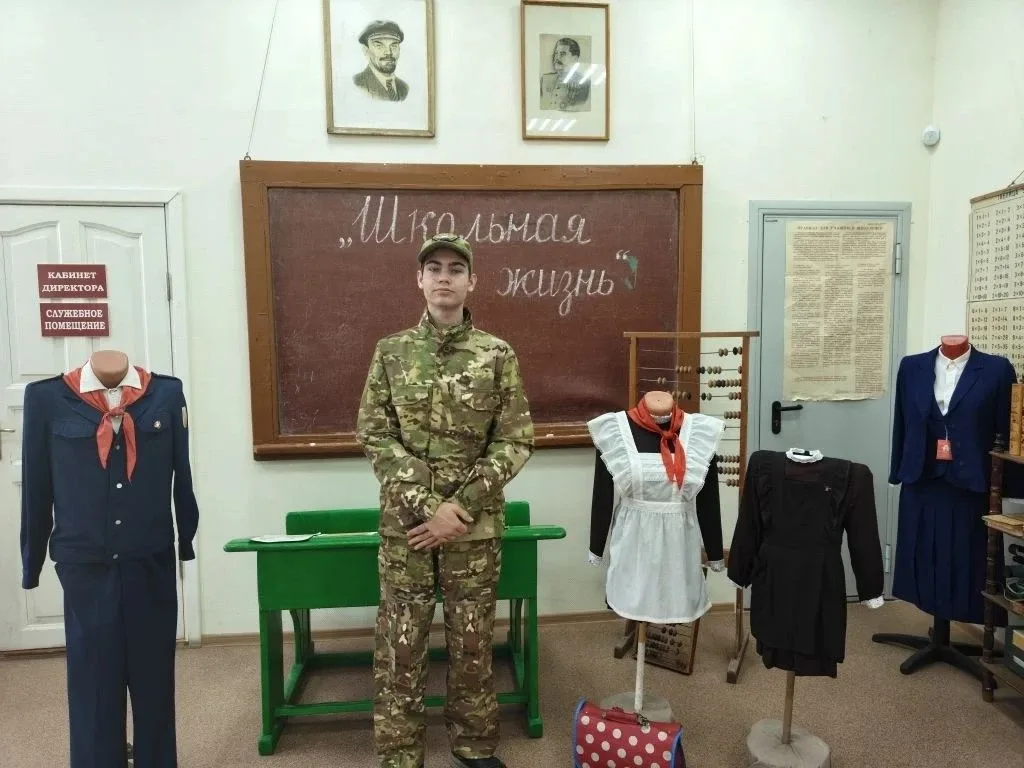 🏛 Из Москвы — в Верею... с подарком!  ⭐️ Вадим из 9-В класса не просто любит путешествовать по Подмо