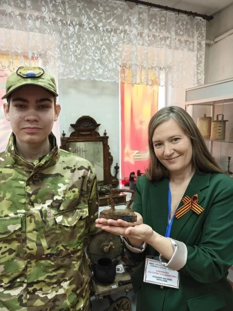 🏛 Из Москвы — в Верею... с подарком!  ⭐️ Вадим из 9-В класса не просто любит путешествовать по Подмо