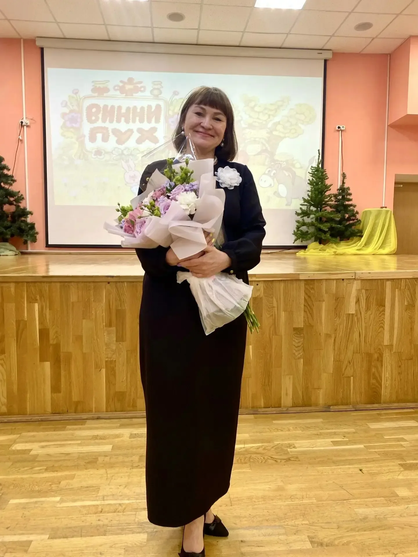 ✨ В школьной театральной студии «Мир фантазий» состоялась премьера спектакля «День рождения ослика И