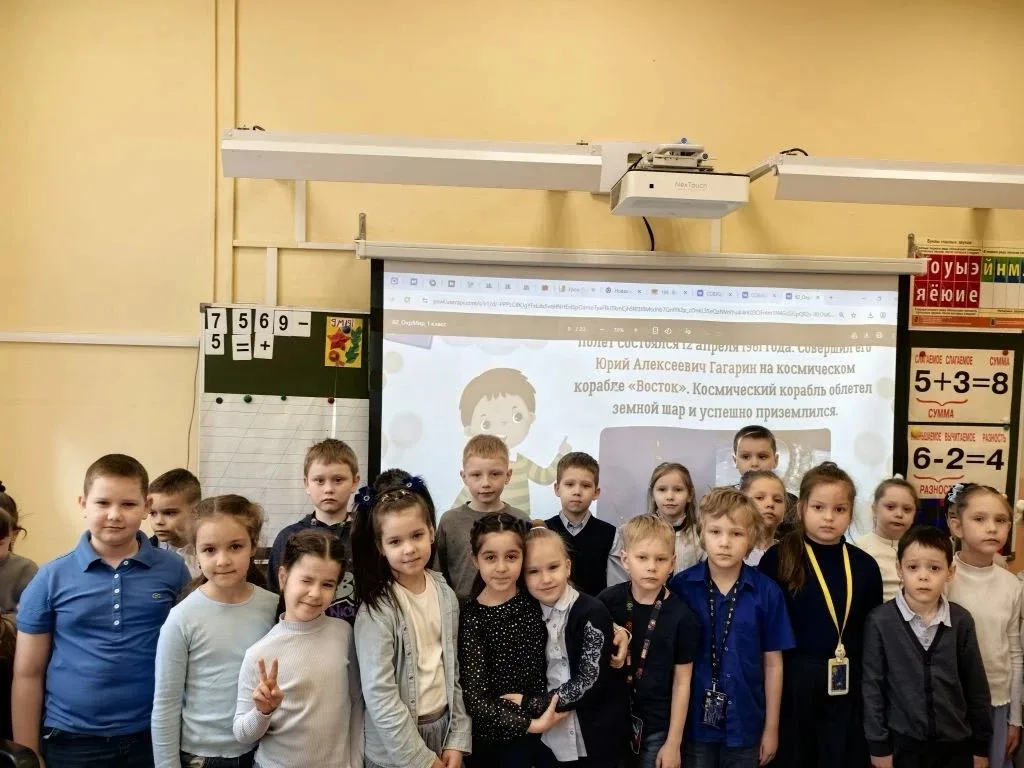 💙 «Цветные пятницы»: космический синий в деле!  Наш классный проект «Цветные пятницы» продолжает наб