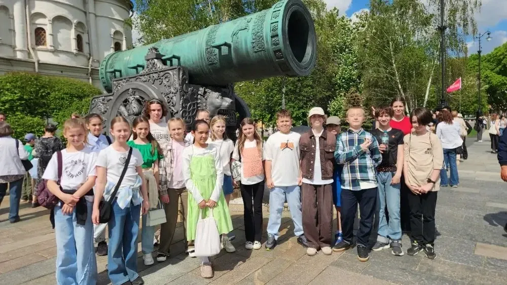 🏰 Путешествие в сердце истории  Пятиклассники нашей школы побывали на обзорной экскурсии по территор