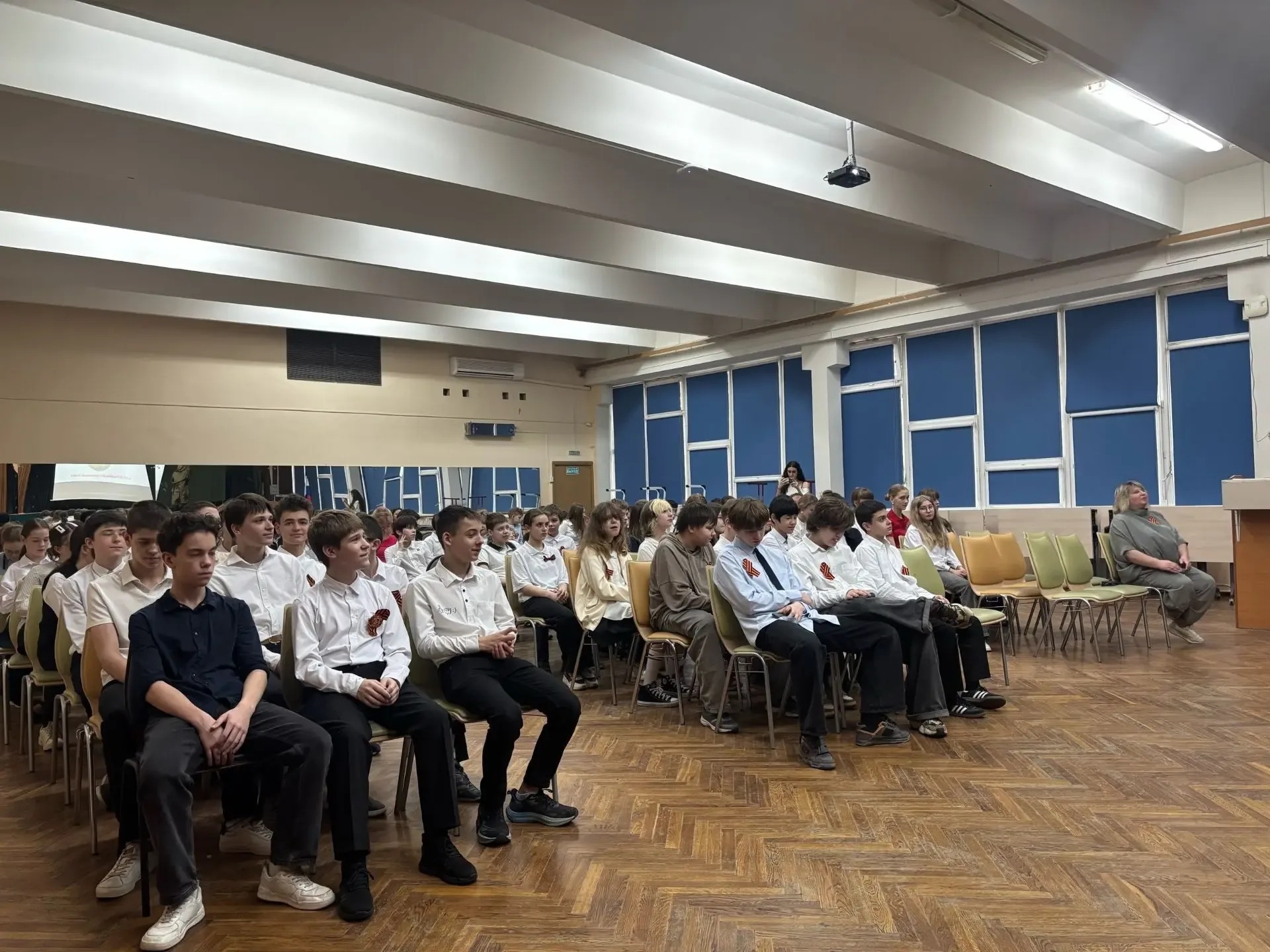 ✨ВОЕННО-ИСТОРИЧЕСКИЙ КЛУБ  🎓Ученик 11 класса Тимофей не первый год является участником Военно-истори