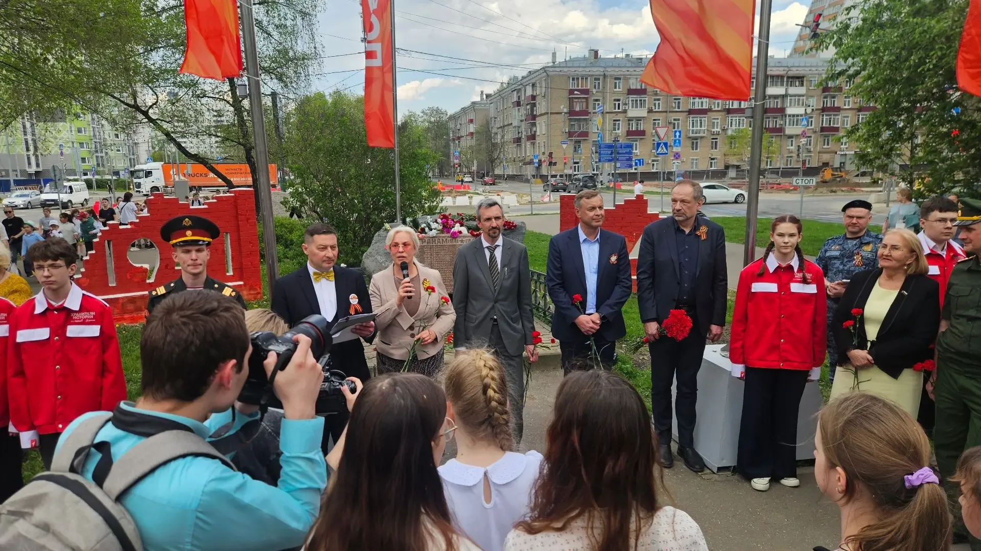 ✨ВАХТА ПАМЯТИ    🎗Апрель и май стали для нашей школы особенными месяцами живой истории. Мы не просто