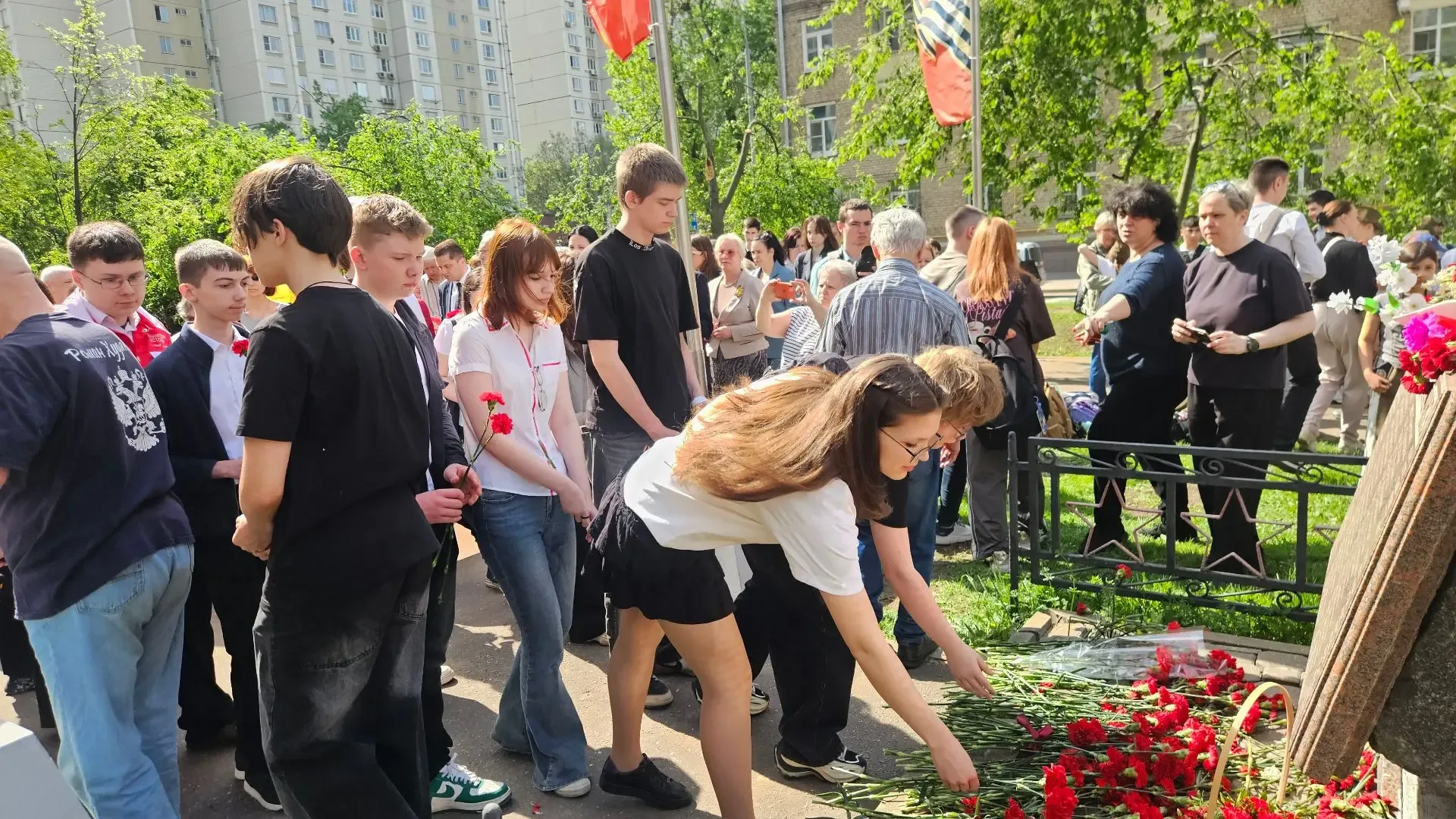 ✨ВАХТА ПАМЯТИ    🎗Апрель и май стали для нашей школы особенными месяцами живой истории. Мы не просто