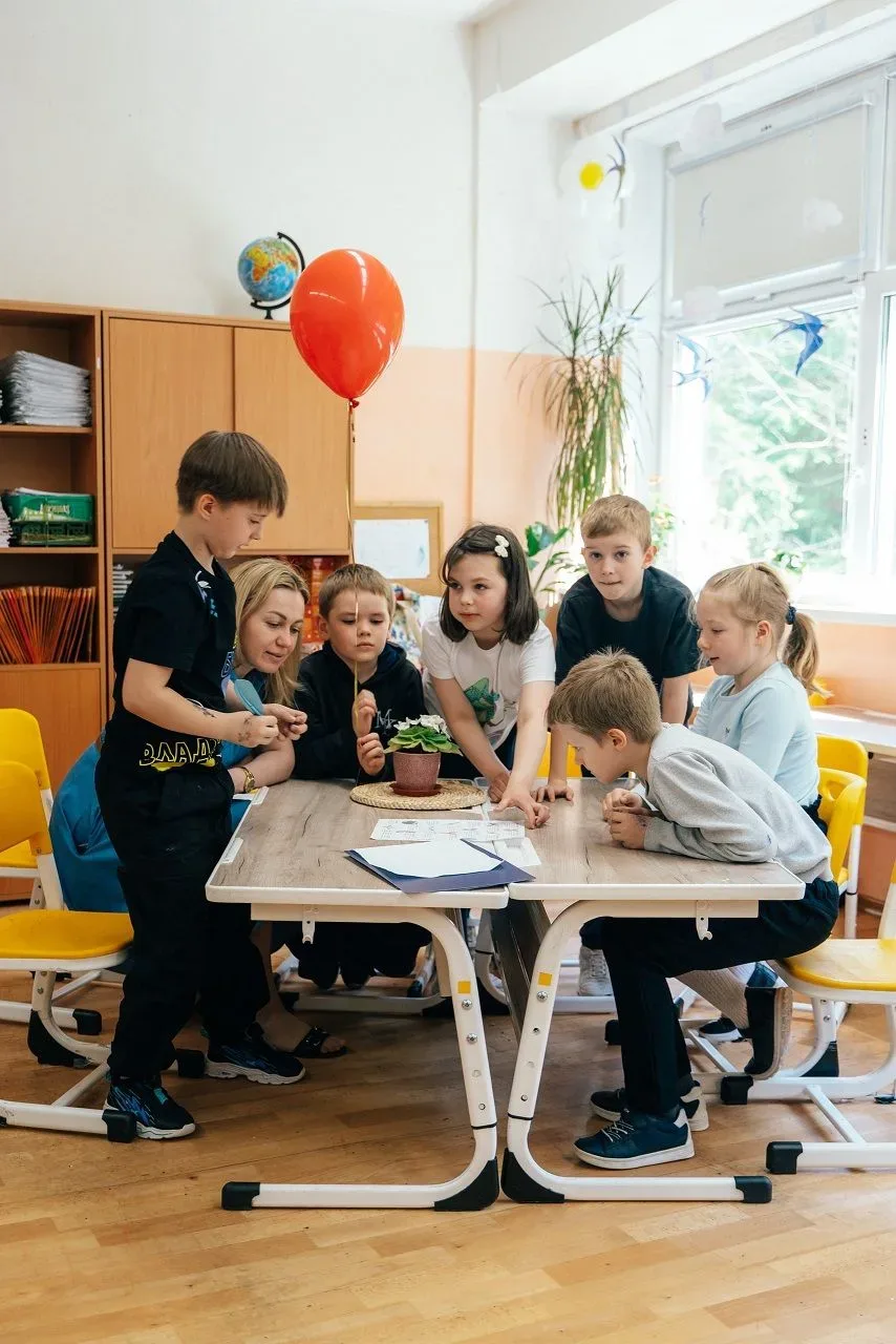 ✨ЧЕМУ МОЖНО НАУЧИТЬСЯ У ВТОРОКЛАССНИКОВ?  💡Пока взрослые годами откладывают мечты, четыре второкласс