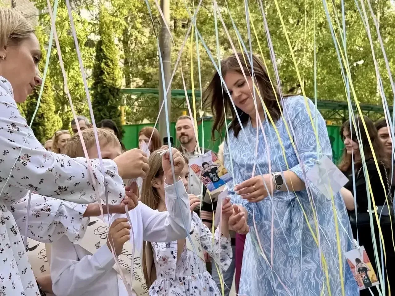 ДО СВИДАНИЯ, ДЕТСКИЙ САД! ВОЛШЕБНОЕ ПУТЕШЕСТВИЕ НА ВОЗДУШНОМ ШАРЕ 🎈  🐝✨ В этот особенный день в детс