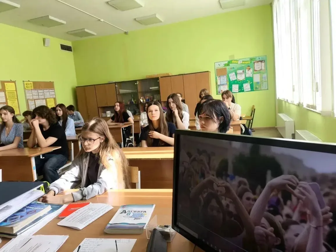 ЦЕННОСТИ, КОТОРЫЕ НАС ОБЪЕДИНЯЮТ: ИТОГИ ГОДА В НАШЕЙ ШКОЛЕ  Завершающие в этом учебном году занятия 