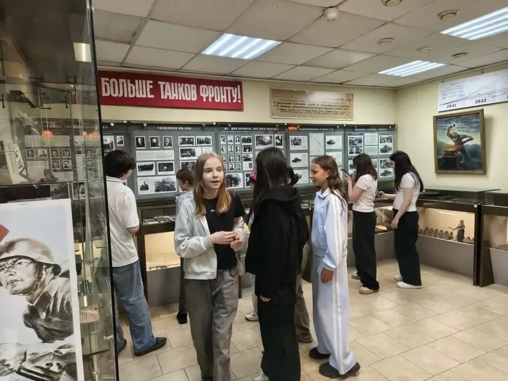 ПОГРУЖЕНИЕ В ИСТОРИЮ: МУЗЕЙ ТАНКА Т-34  Задумывались ли вы когда-нибудь, как создавались легендарные