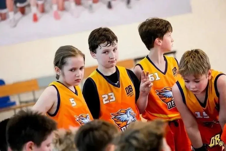 Чемпионы ЛИГИ «ДВИЖЕНИЕ ВВЕРХ»  🏀 Детская баскетбольная лига «Движение вверх» — это турнир, где юные
