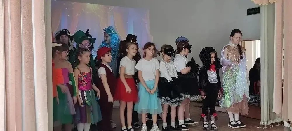 🎭 ТЕАТР В ШКОЛЕ   Вот и подошло к концу увлекательное путешествие в мир театрального искусства, кото