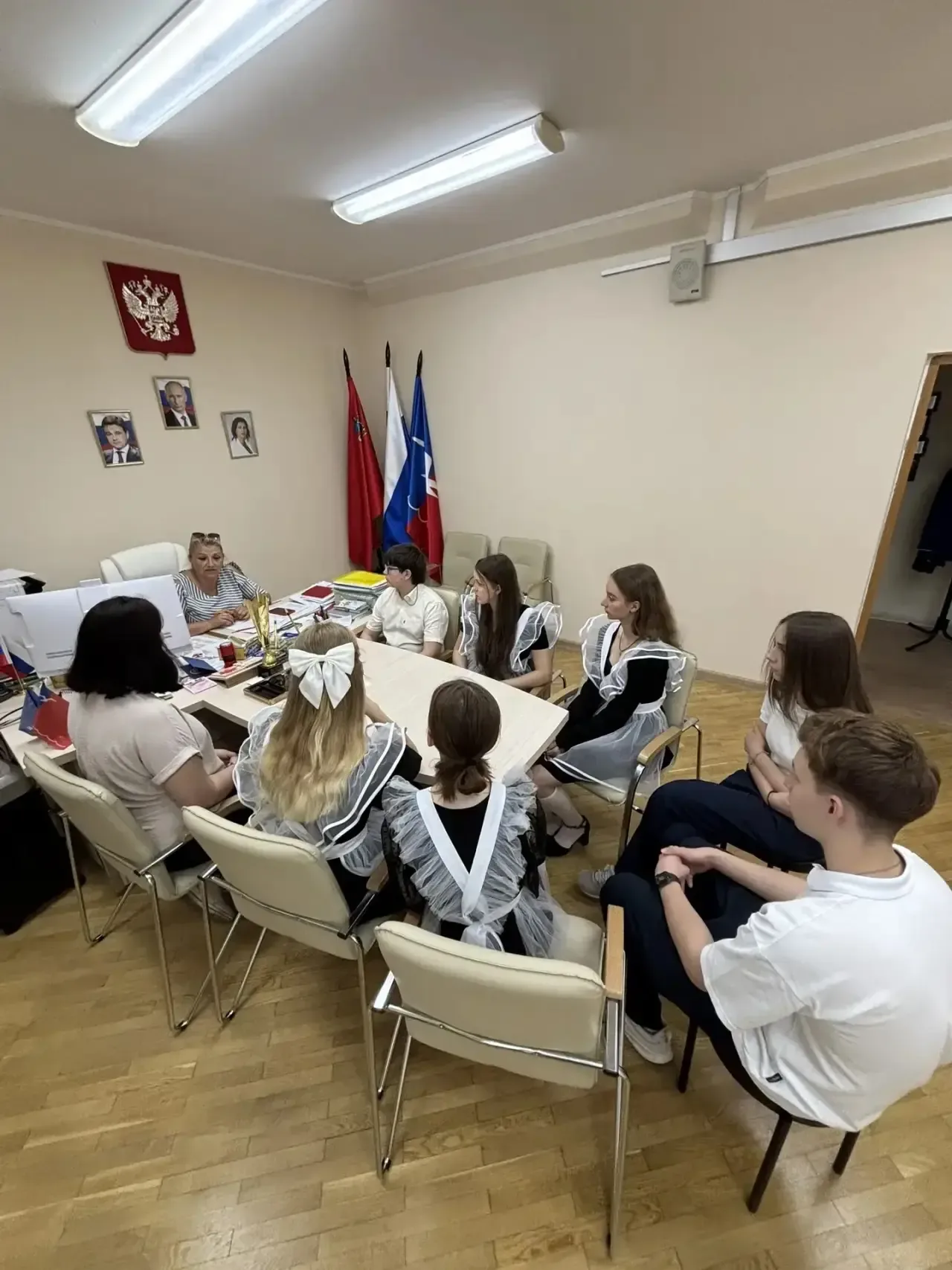 Сегодня прошло совещание Актива нашей школы совместно с директором Ириной Ивановной Кырмой. Главной 