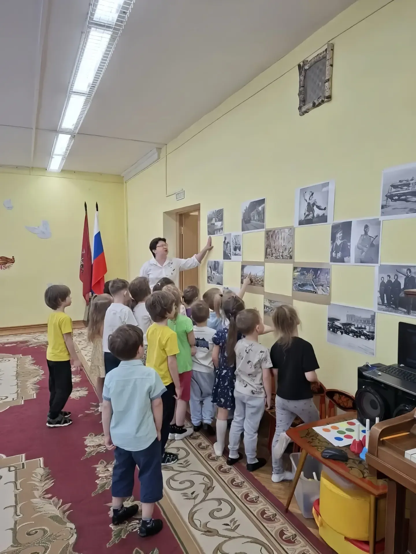 ❤️День Победы в детских садах  Праздничные выходные мы завершаем кадрами наших замечательных малышей