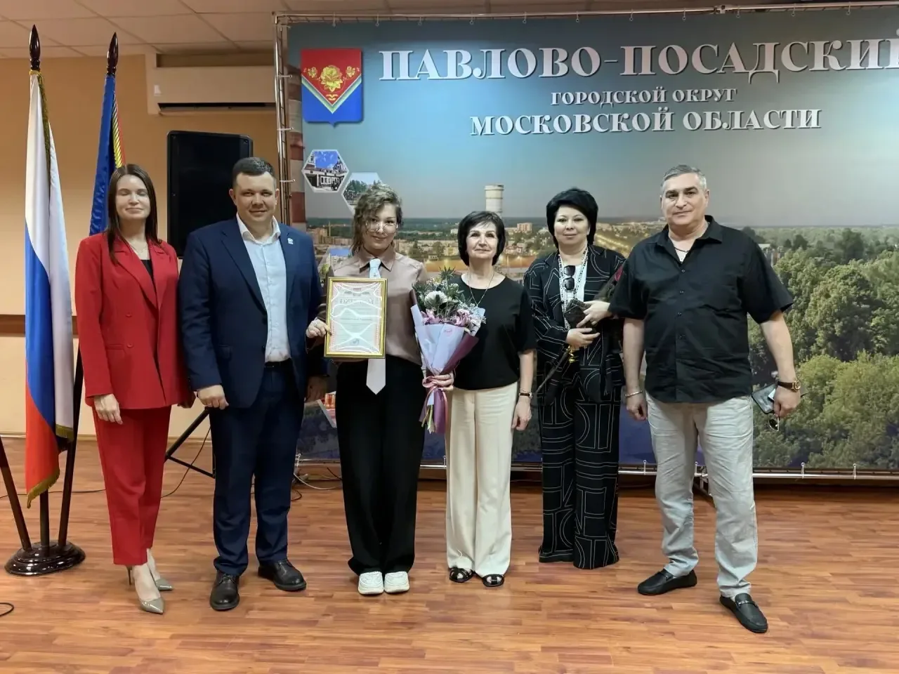 Всероссийская олимпиада школьников — это просто соревнования или настоящий вклад в будущее? 🤔✨  А вы