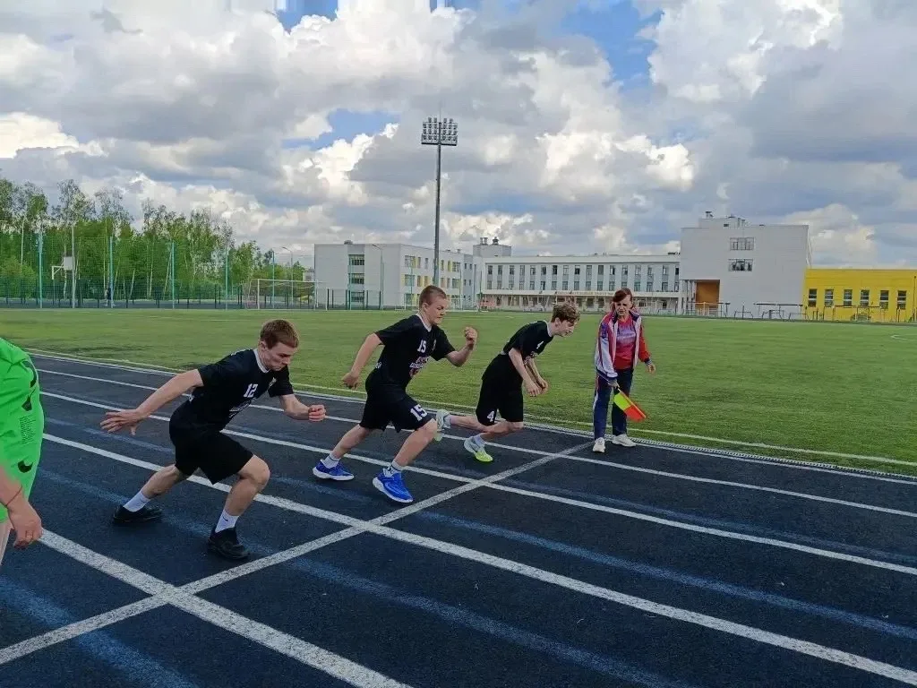 15 мая команда Президентских спортивных игр МОУ "Гимназия" на отборочных соревнованиях регионального