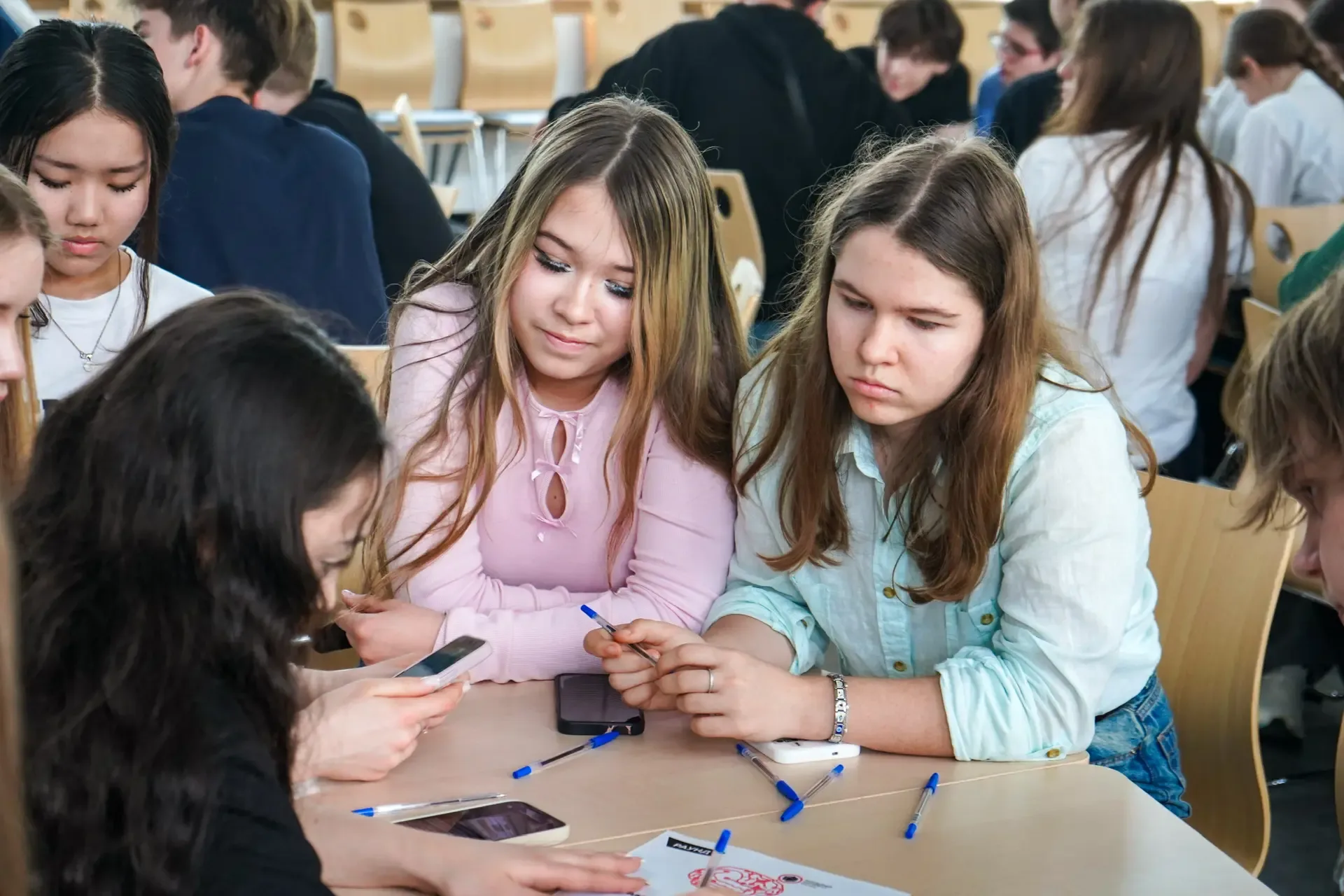 💬 Встреча с председателем Молодежной палаты района Ивановское  Активисты нашей школы из 8-10 классов