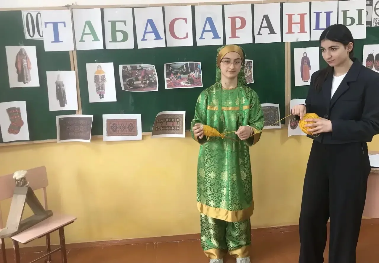 День коренных малочисленных народов Российской Федерации — памятная дата, которая отмечается 30 апре