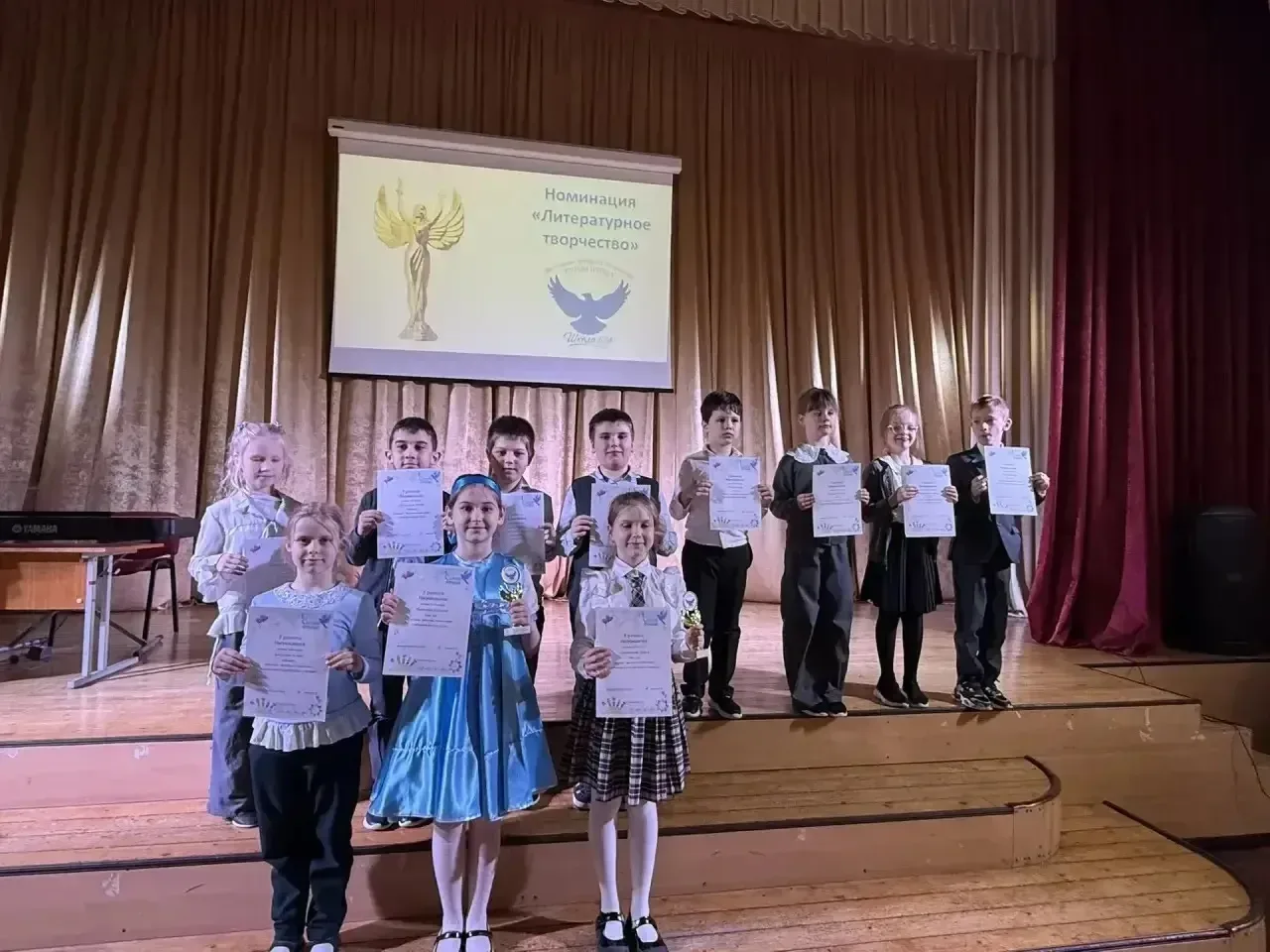 Конкурс – Фестиваль «Синяя Птица»: гала-концерт юных талантов! 27 апреля в нашей школе состоялся нас