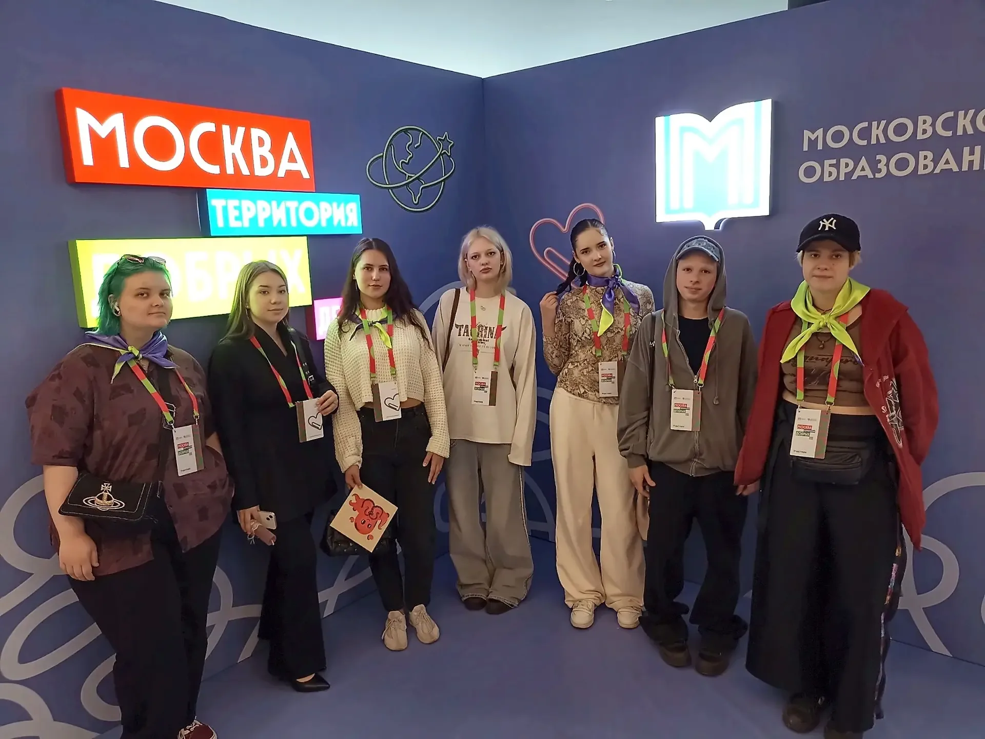 Студенты 1-го МОК победили в номинации «Лучшая практика организации волонтерской деятельности» на ко