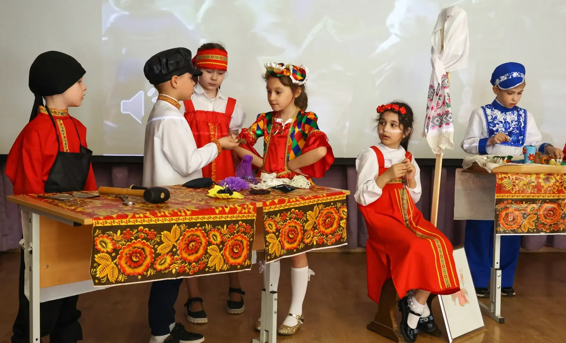 Завершилась научно-практическая конференция «Дебют в науку – 2026» в 1-м МОК — яркое событие, где ро