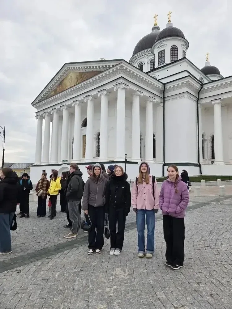 🧳 Наши ребята из 10-го универсального класса вместе с Софьей Николаевной Гогузевой не упустили возмо
