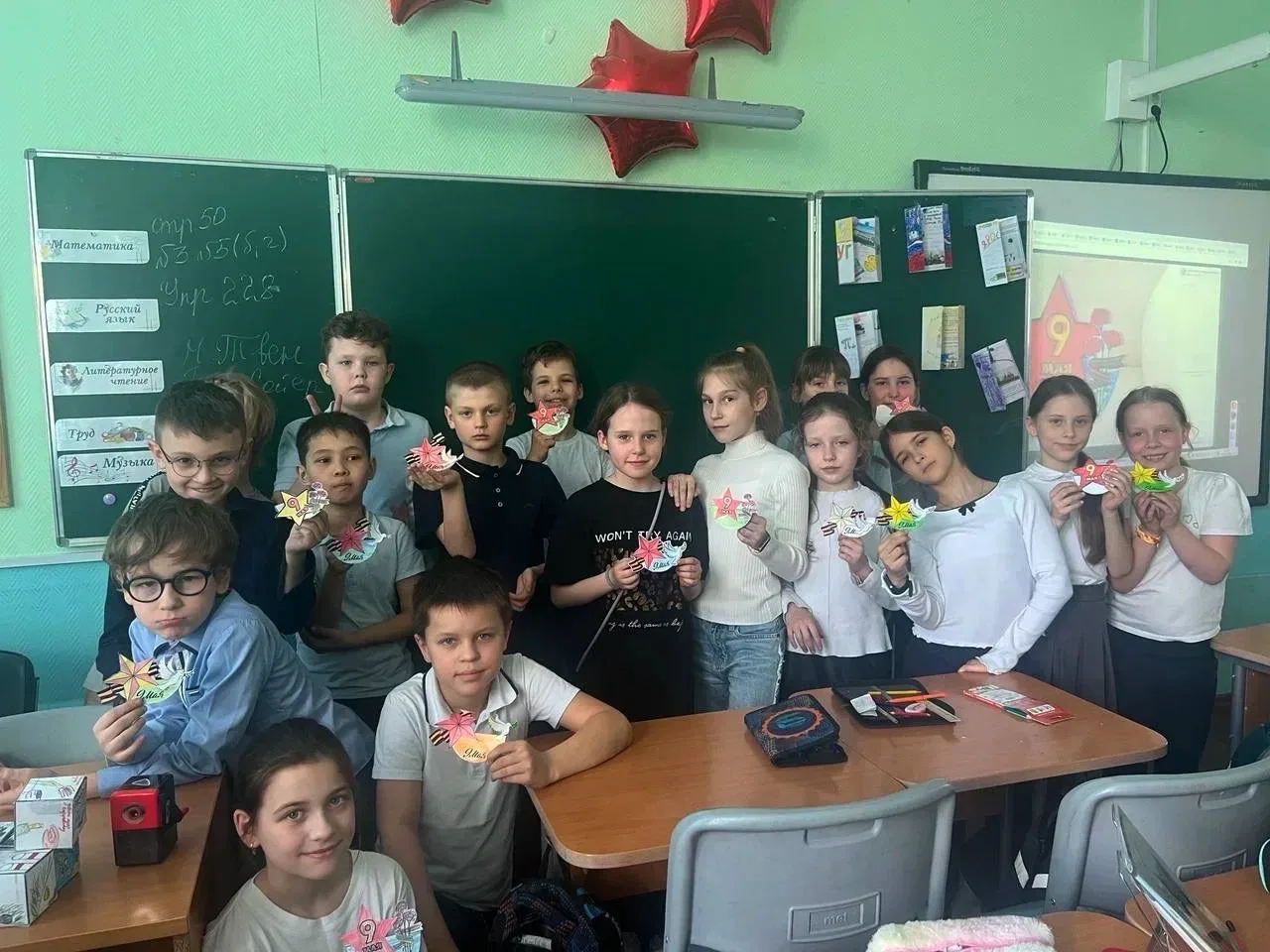 В преддверии праздника наша школа наполнилась событиями, которые объединили ребят всех возрастов. Мы